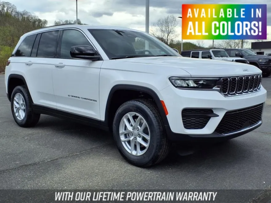 2025 Jeep Grand Cherokee Laredo photo 1