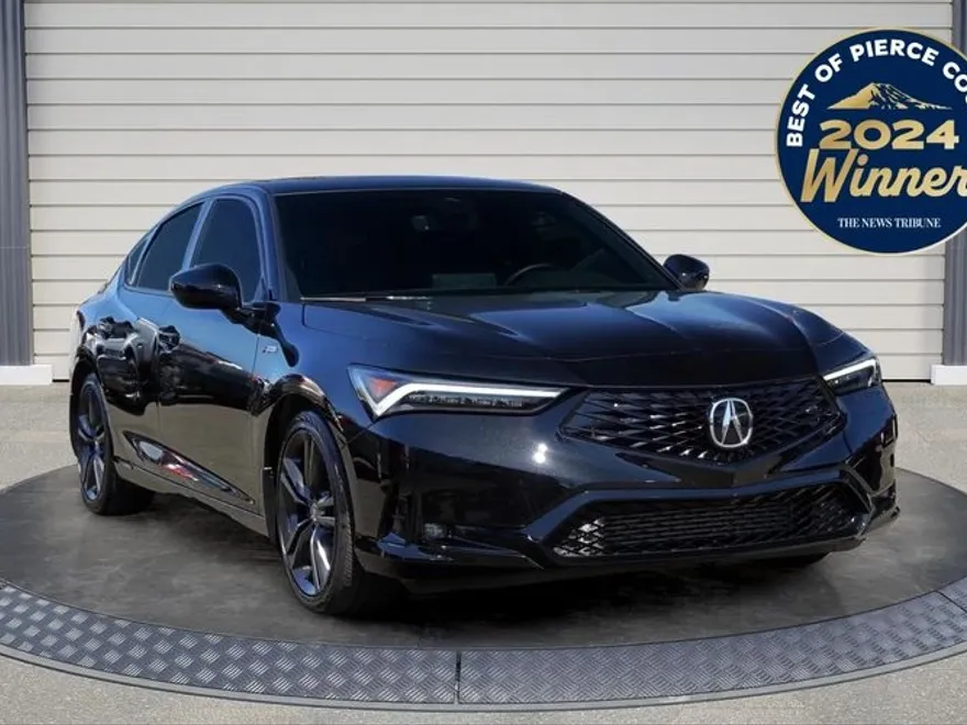 2024 Toyota Camry SE photo 1