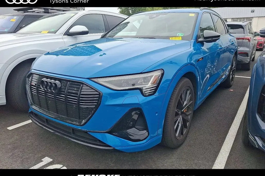 2022 Audi e-tron Prestige photo 1