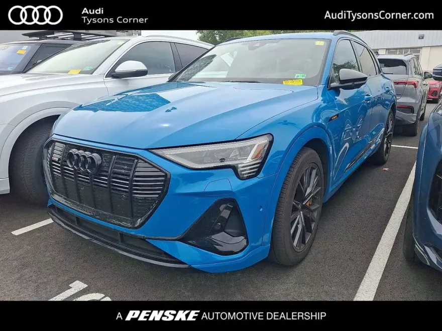 2022 Audi e-tron Prestige photo 1