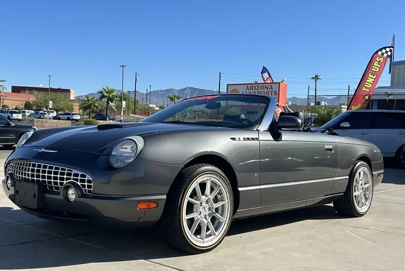 2003 Ford Thunderbird Deluxe photo 1