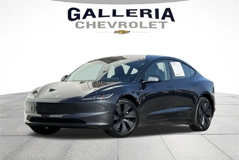 2025 Tesla Model 3 Long Range photo 1