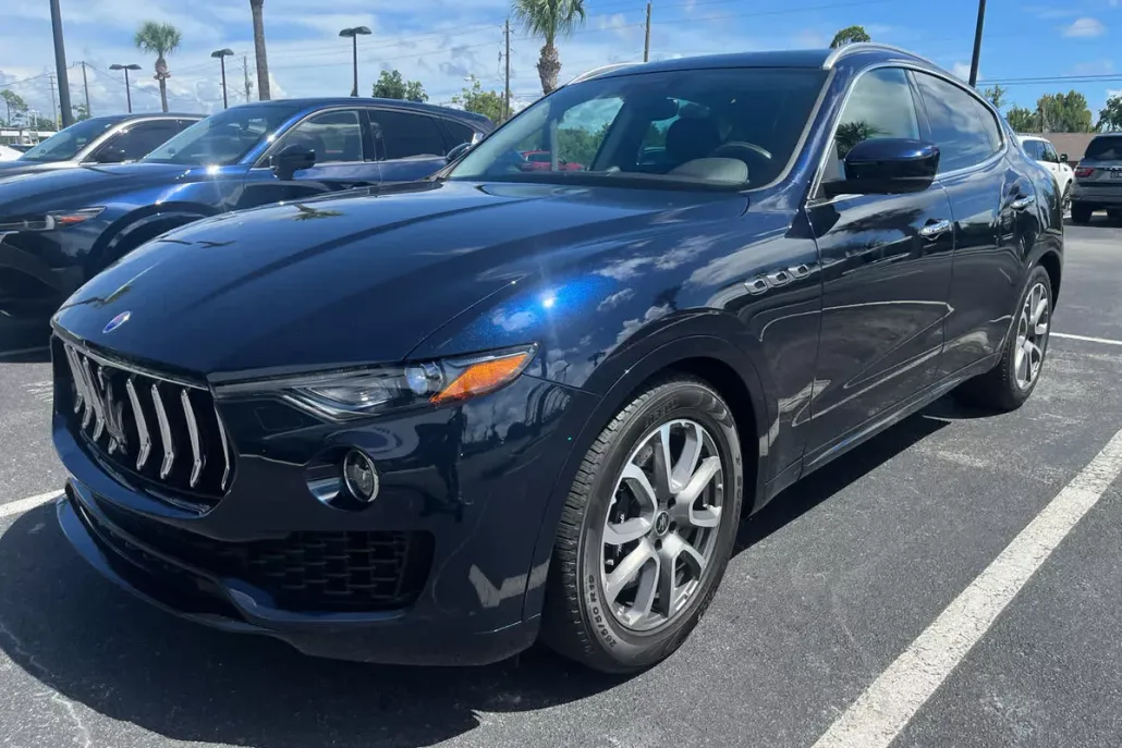 2019 Maserati Levante S photo 1
