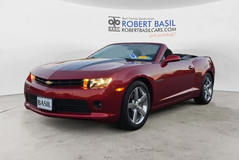 2015 Chevrolet Camaro 1LT photo 1