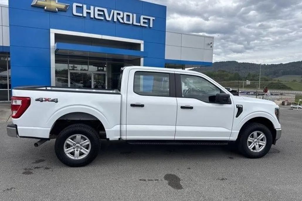 2023 Ford F-150 XL photo 1