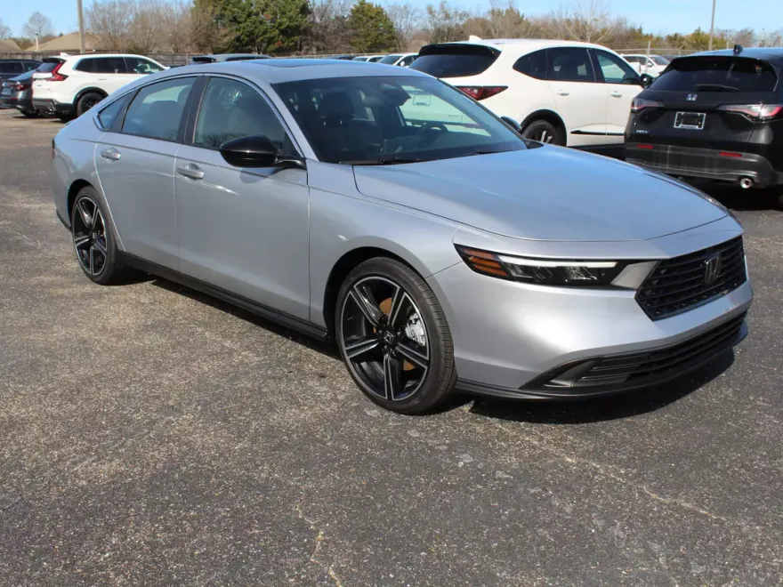 2025 Honda Accord Hybrid Sport photo 1