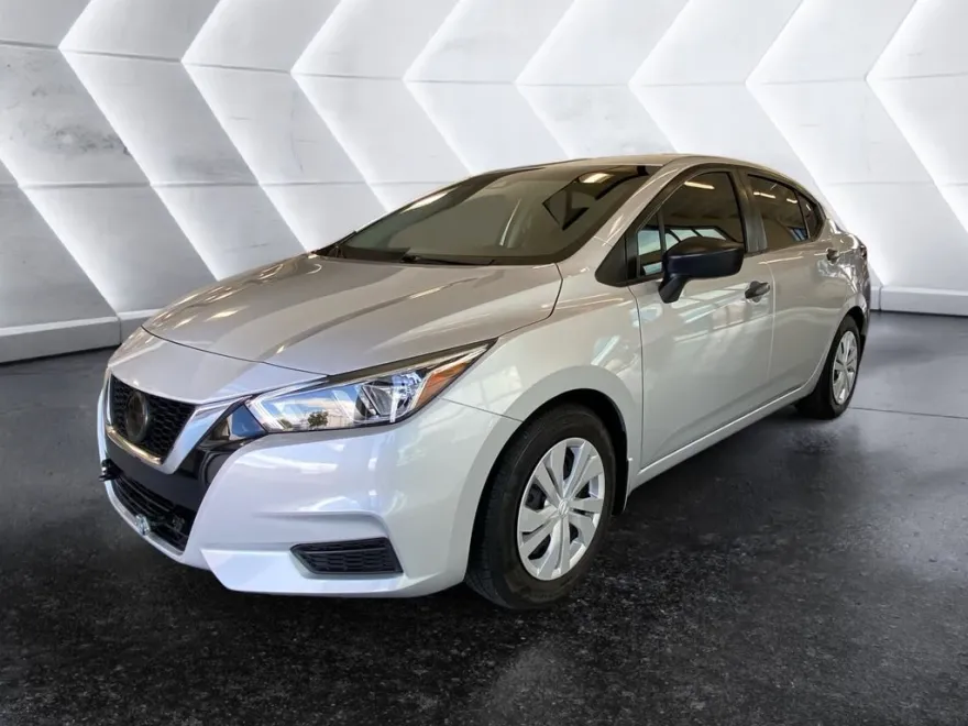 2020 Nissan Versa 1.6 S photo 1