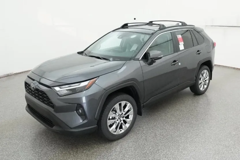 2025 Toyota RAV4 XLE Premium photo 1