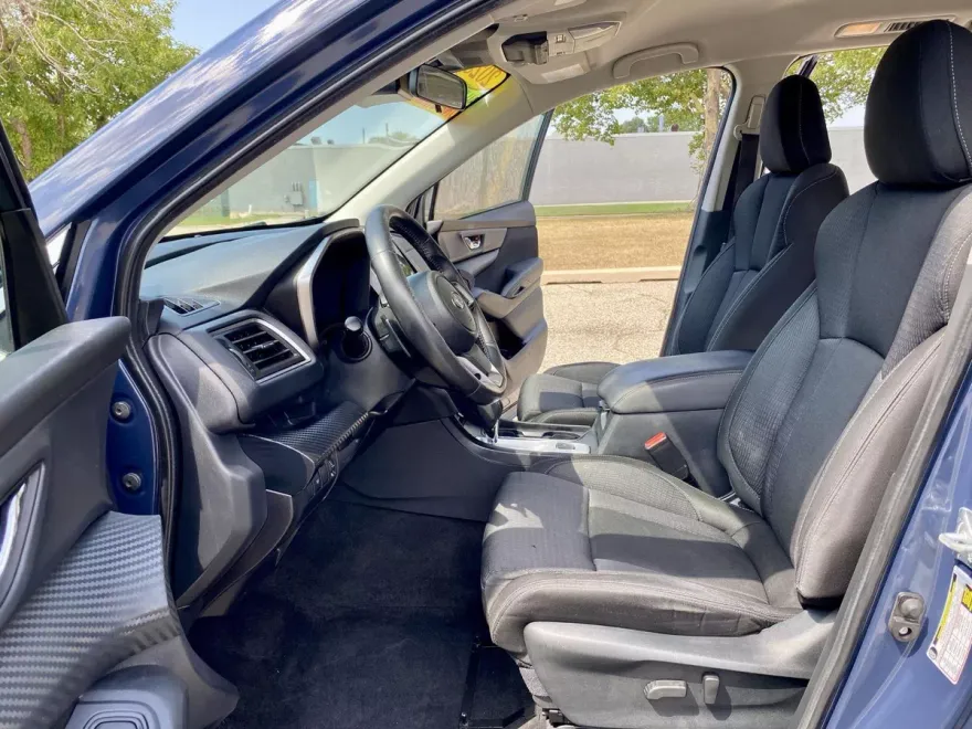 2023 Subaru Ascent Premium photo 2
