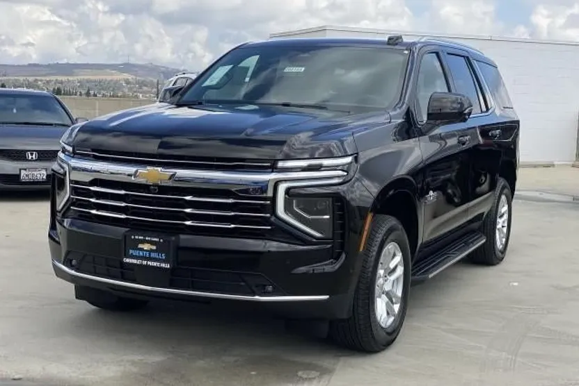 2026 Chevrolet Tahoe LT photo 1