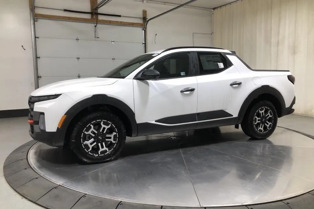 2025 Hyundai Santa Cruz XRT photo 1
