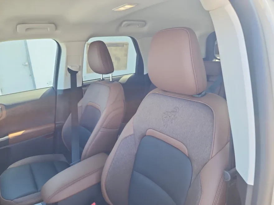 2025 Ford Bronco Sport Outer Banks photo 1