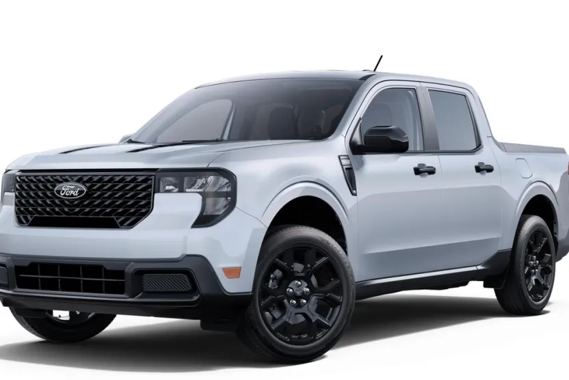 2025 Ford Maverick XLT photo 1