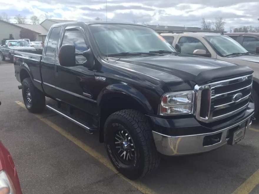 2005 Ford F-250 XLT photo 1