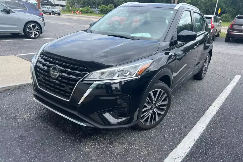 2021 Nissan Kicks SV photo 1