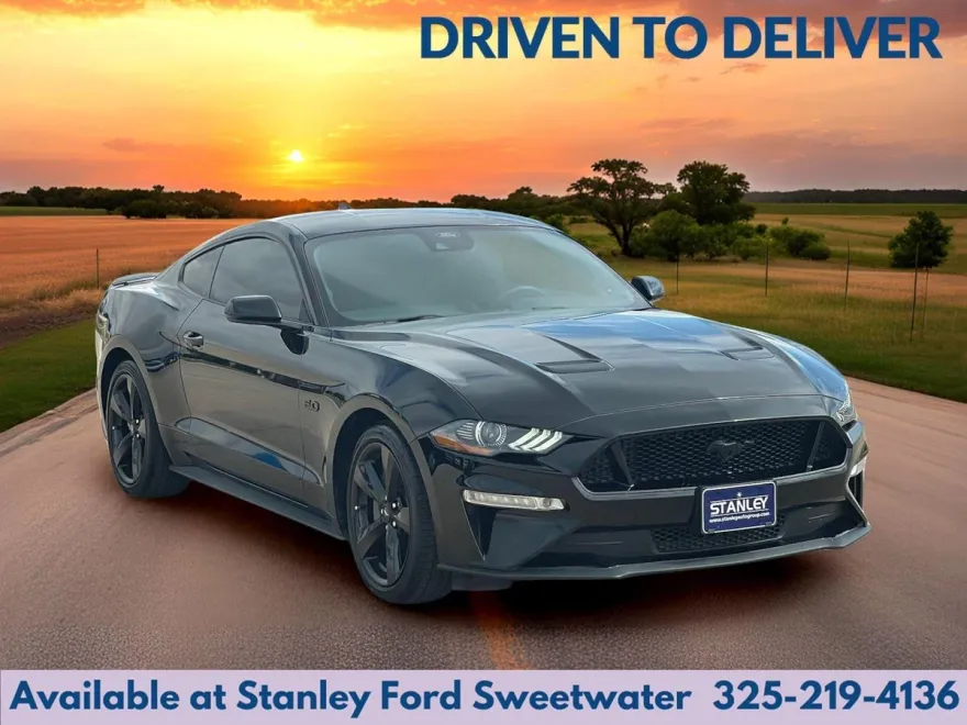 2022 Ford Mustang GT Premium photo 1