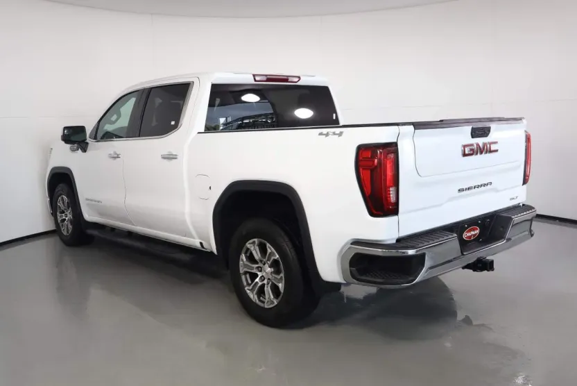2021 Gmc Sierra 1500 SLT photo 1