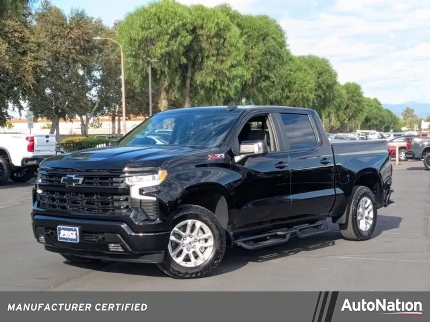 2023 Chevrolet Silverado 1500 RST photo 1