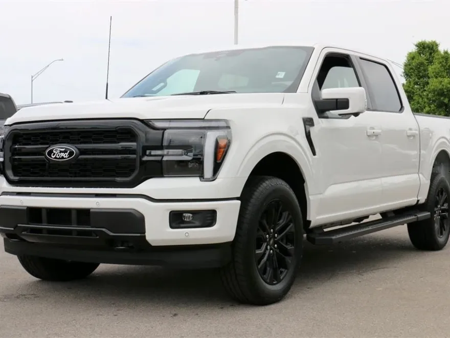 2025 Ford F-150 Lariat photo 1