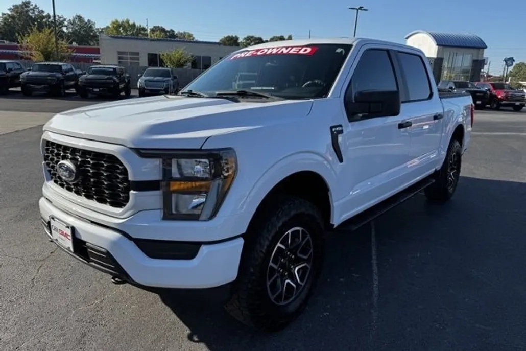 2023 Ford F-150 XL photo 1