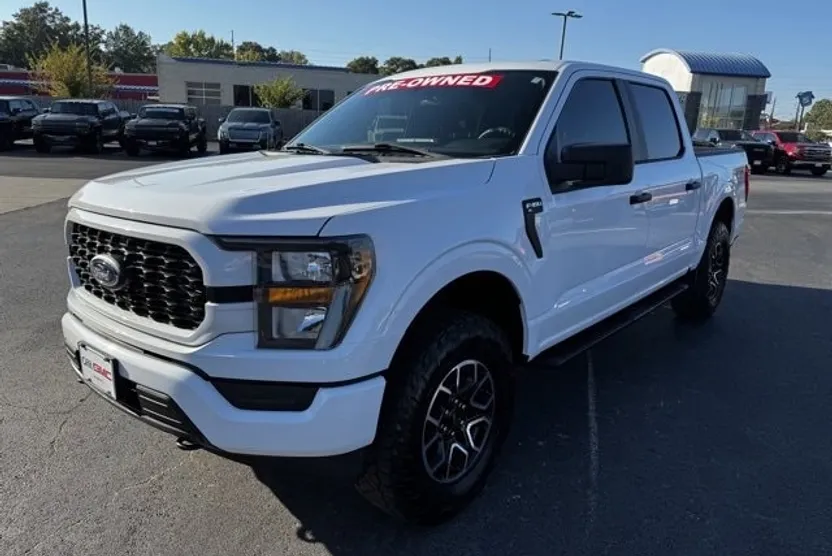 2023 Ford F-150 XL photo 1