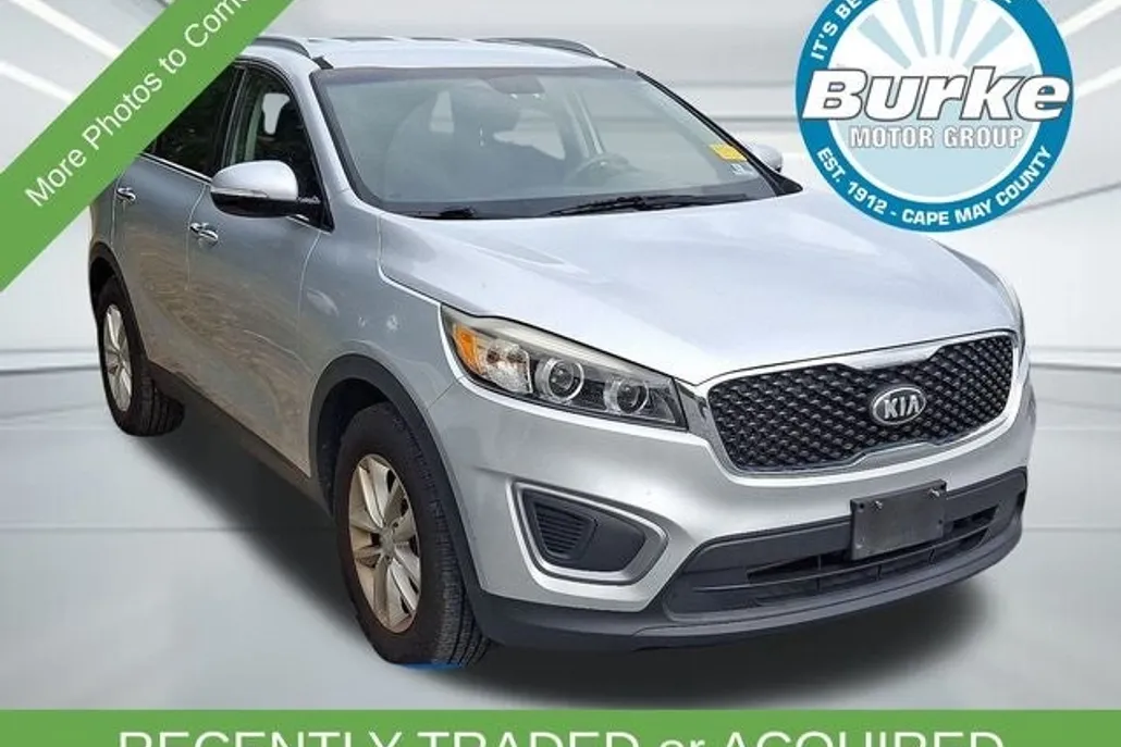 2016 Kia Sorento LX photo 1