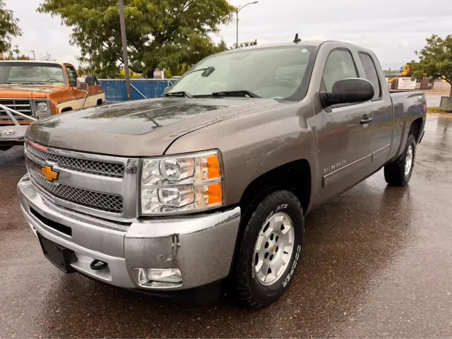 2013 Chevrolet Silverado 1500 LT photo 1