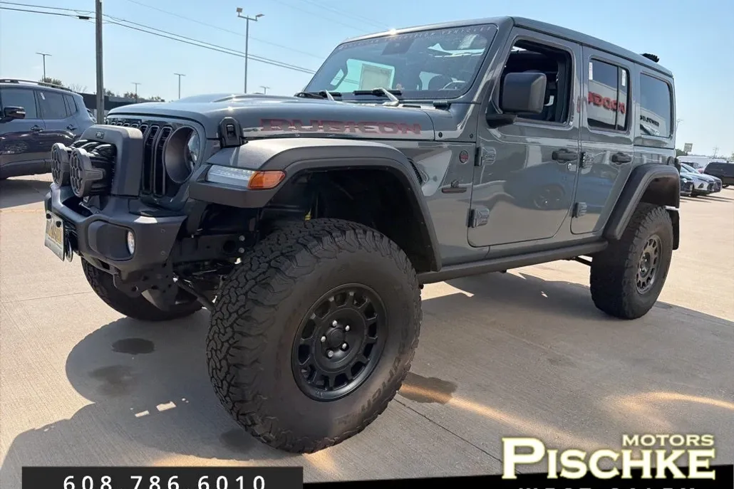 2024 Jeep Wrangler Rubicon High Tide photo 1
