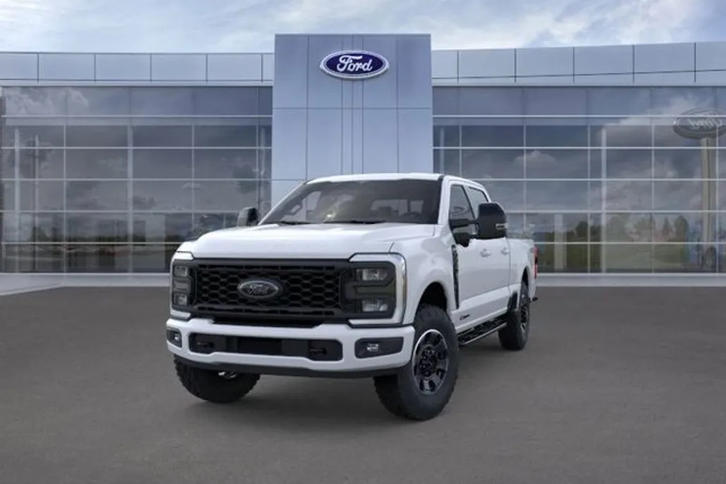 2025 Ford F-350 Lariat photo 1