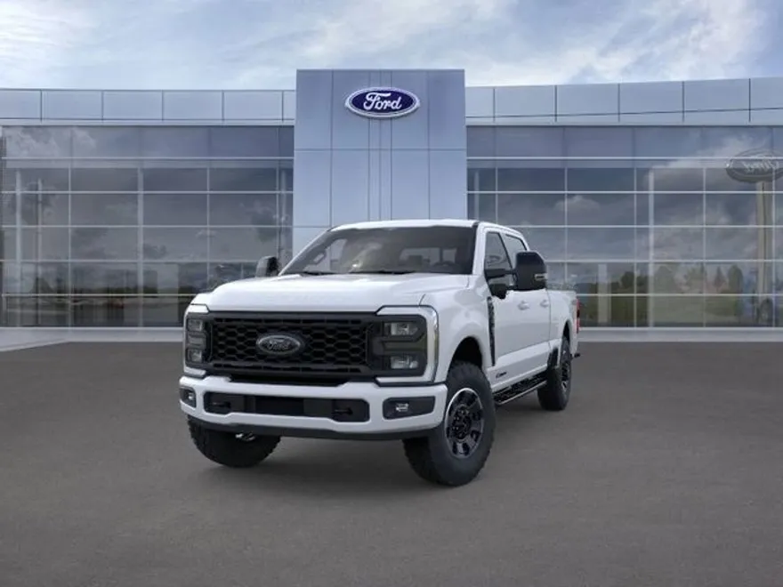 2025 Ford F-350 Lariat photo 1