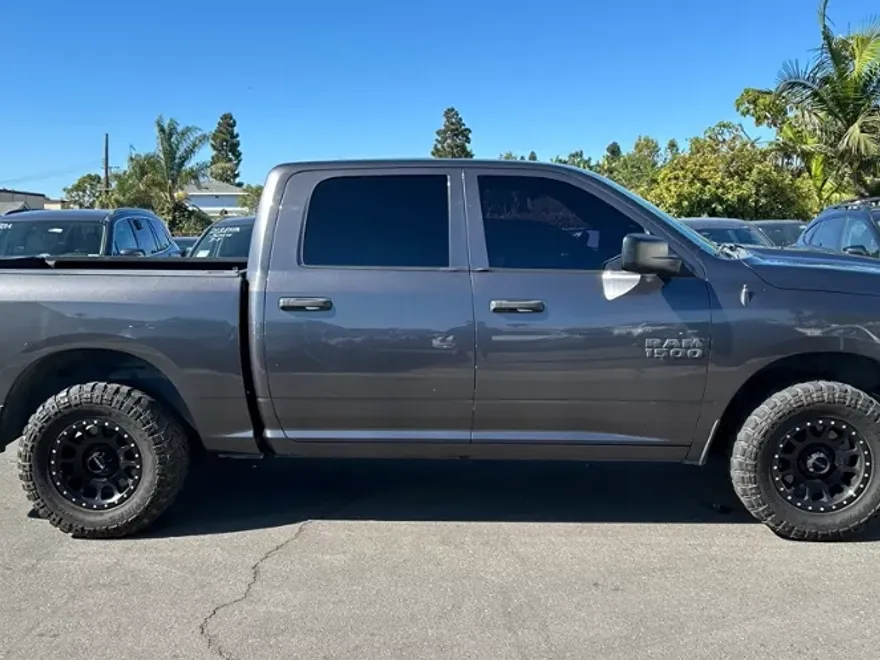 2016 Ram 1500 Tradesman photo 1