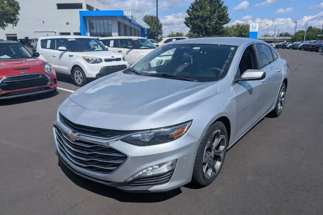 2020 Chevrolet Malibu 1LT photo 1