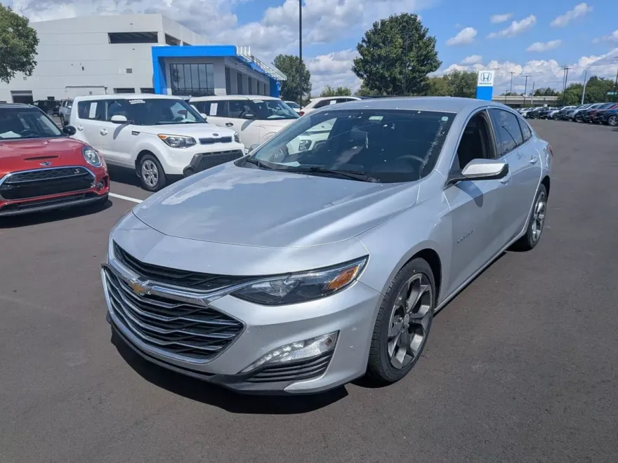 2020 Chevrolet Malibu 1LT photo 1