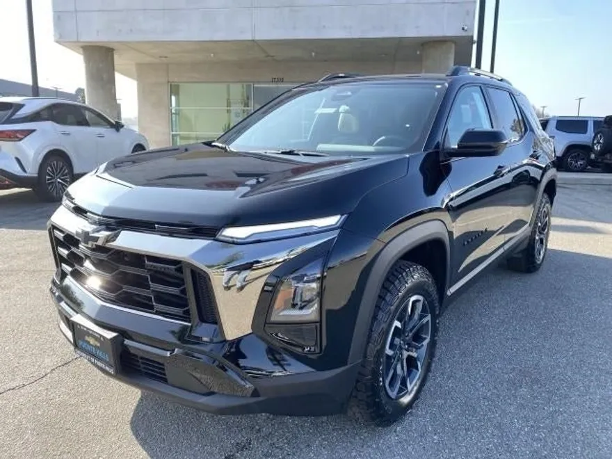 2025 Chevrolet Equinox ACTIV photo 1