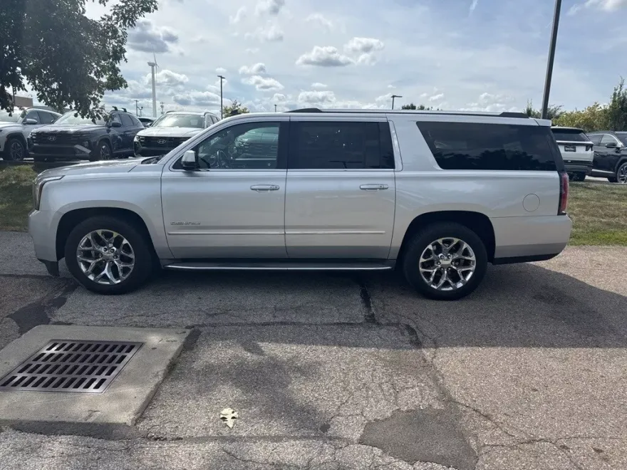 2015 Gmc Yukon XL Denali photo 1