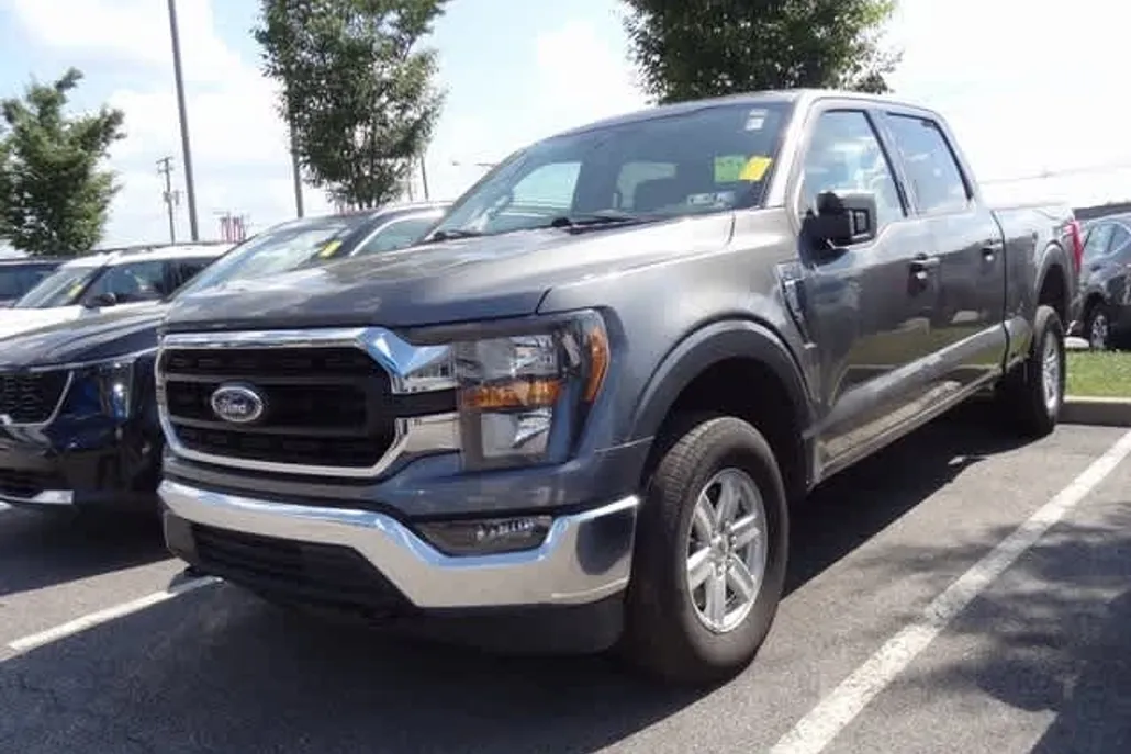 2023 Ford F-150 XLT photo 1