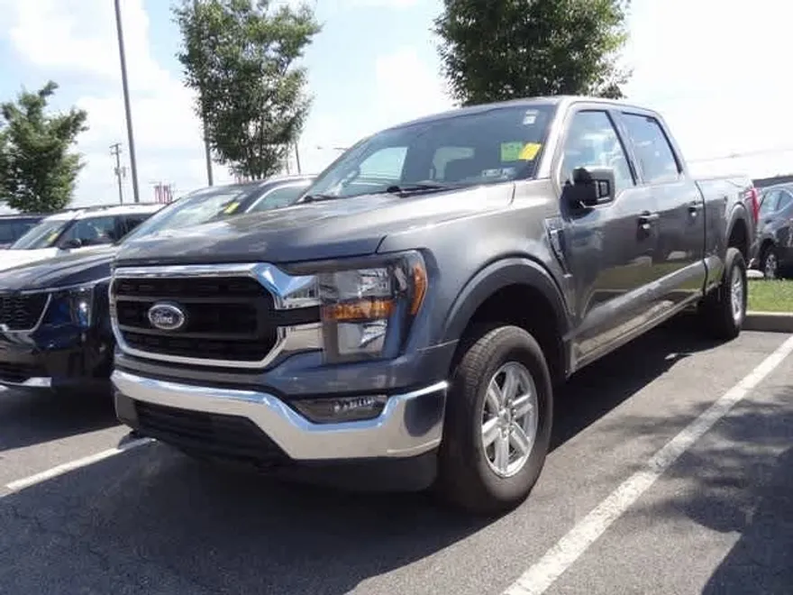 2023 Ford F-150 XLT photo 1