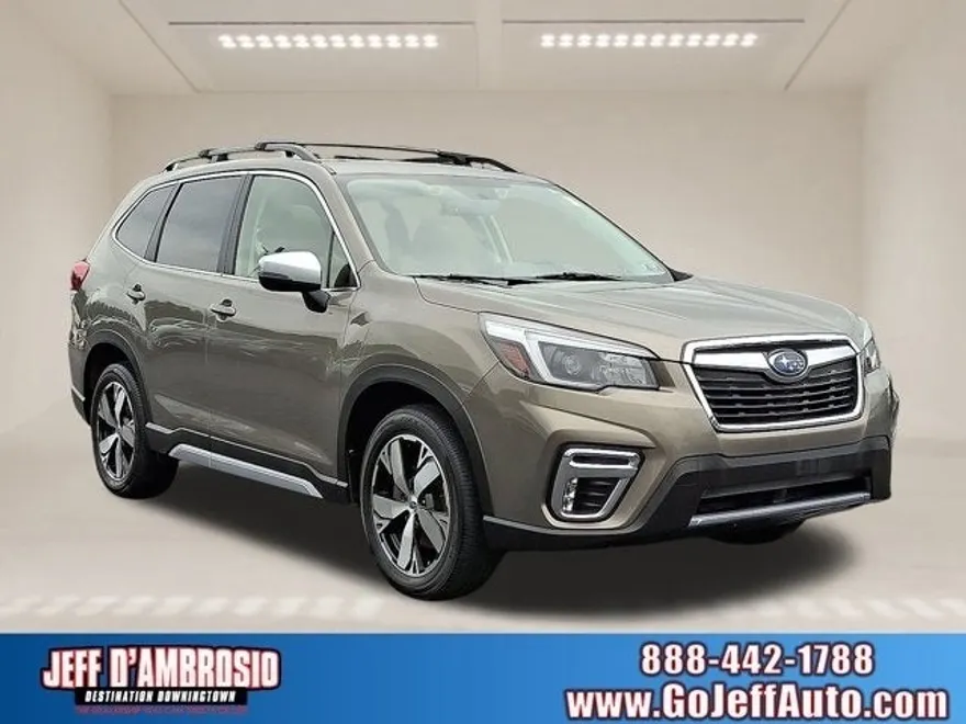 2021 Subaru Forester Touring photo 1