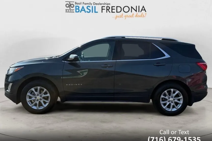 2020 Chevrolet Equinox LT photo 1