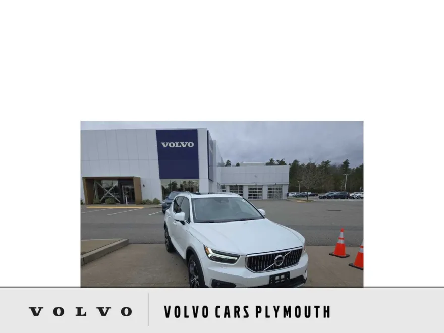 2022 Volvo XC40 T5 AWD Inscription photo 1