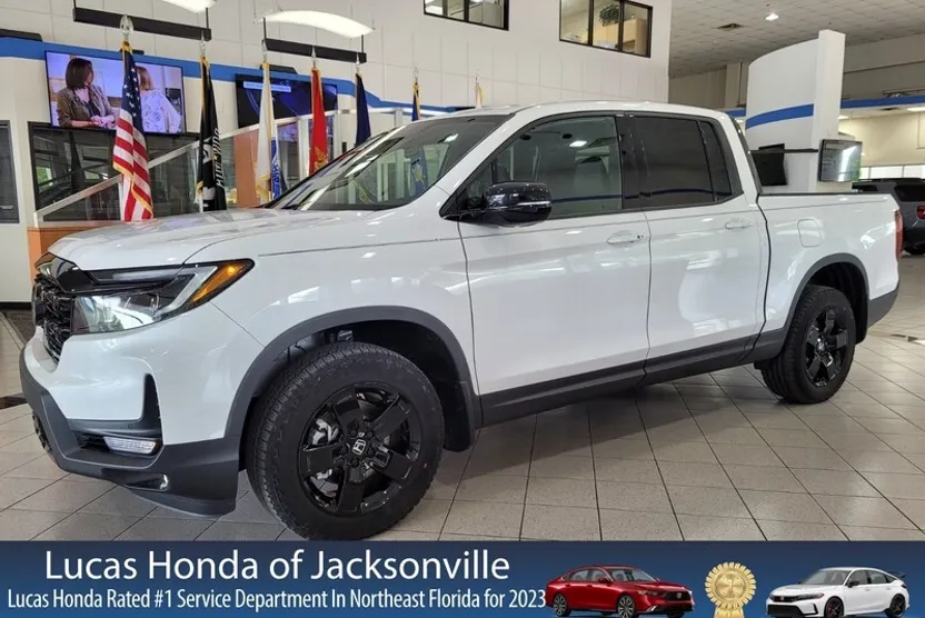 2025 Honda Ridgeline Black Edition photo 1