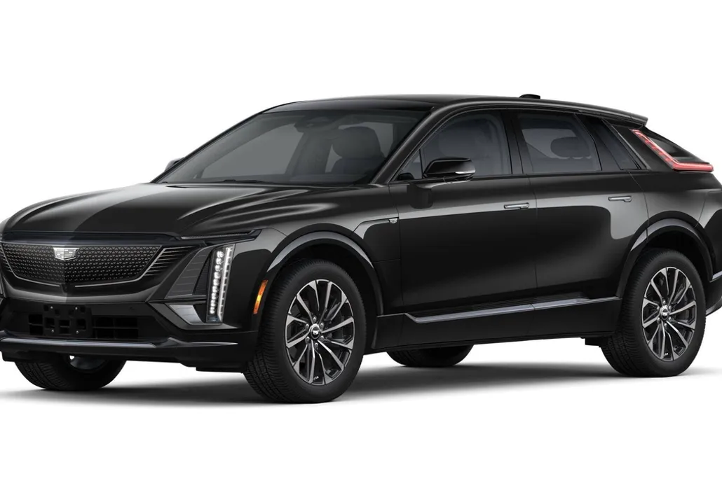 2026 Cadillac Lyriq Sport photo 1