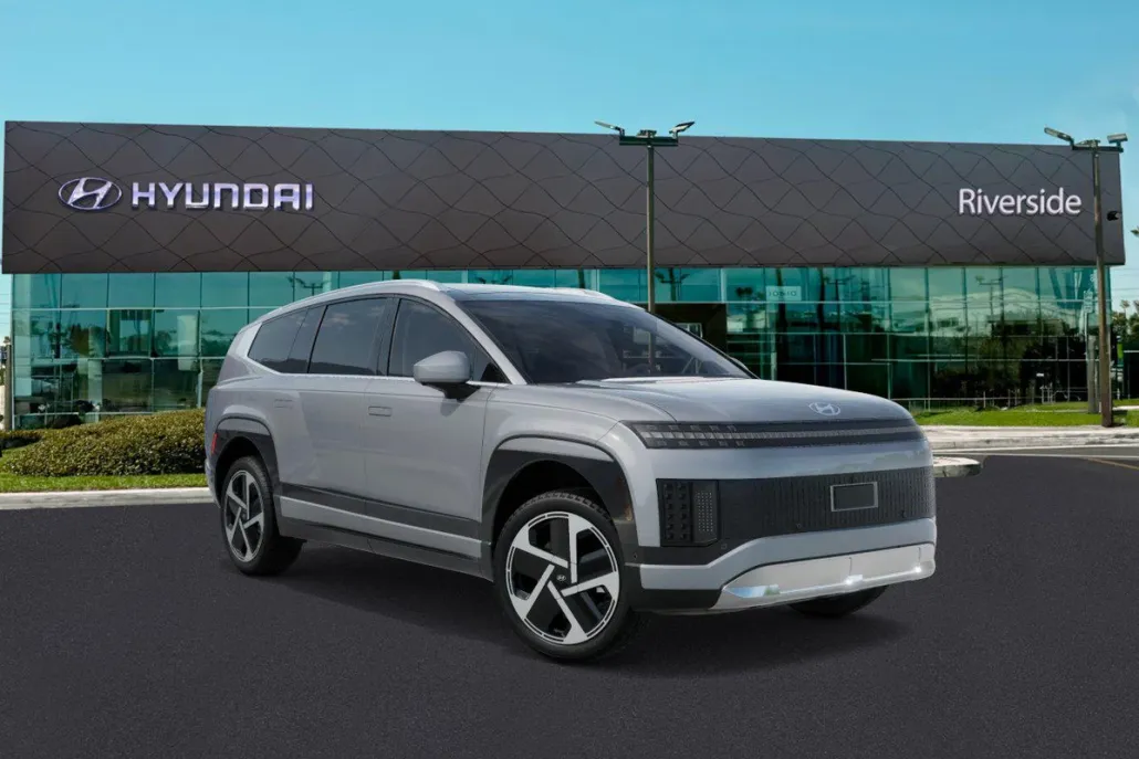 2026 Hyundai Ioniq Limited photo 1