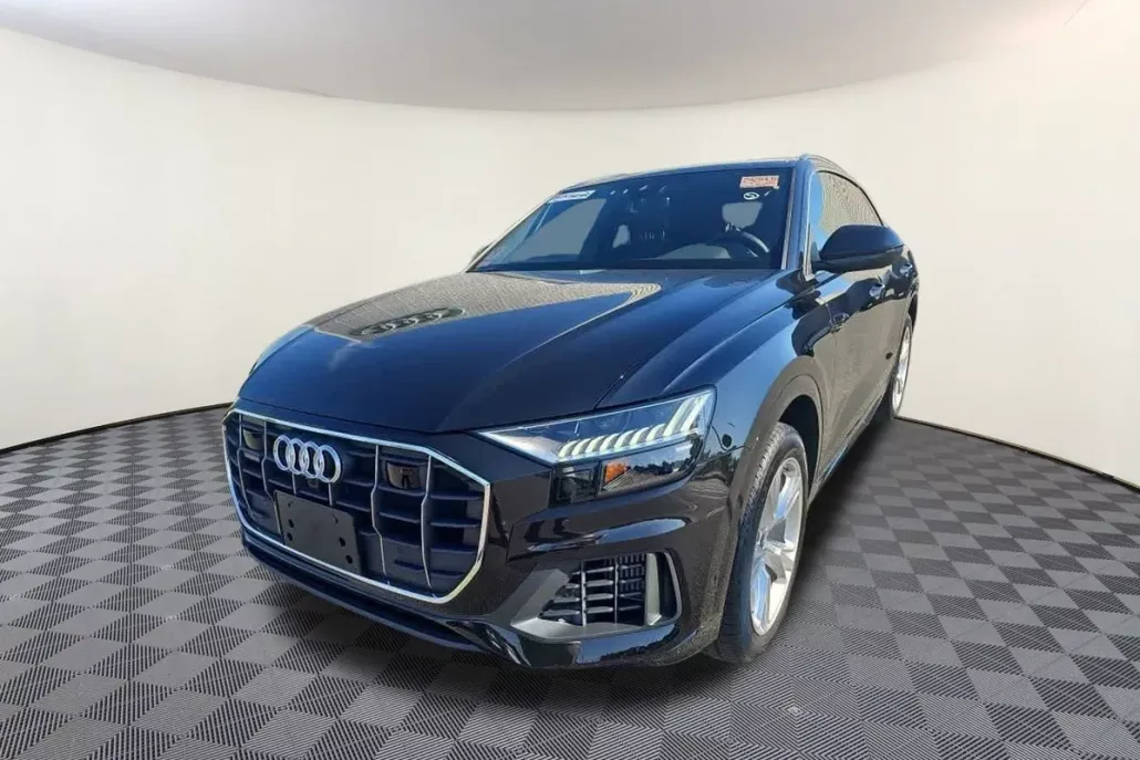 2023 Audi Q8 55 Premium photo 1