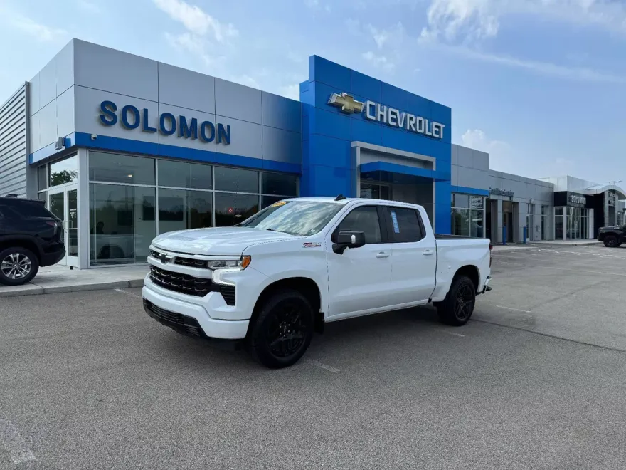 2023 Chevrolet Silverado 1500 RST photo 1