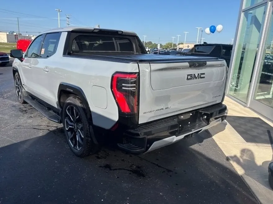 2024 Gmc Sierra EV Denali Edition 1 photo 1
