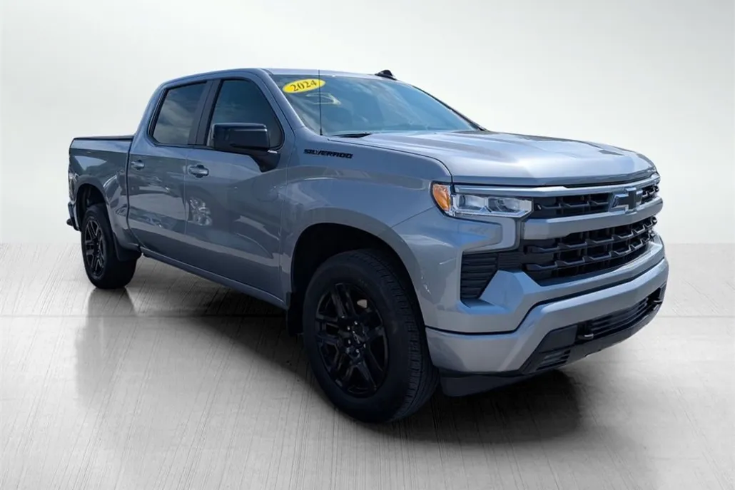 2024 Chevrolet Silverado 1500 RST photo 1