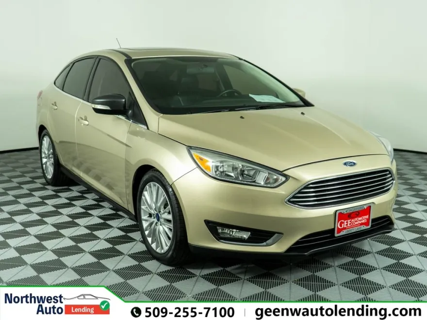 2018 Ford Focus Titanium photo 1