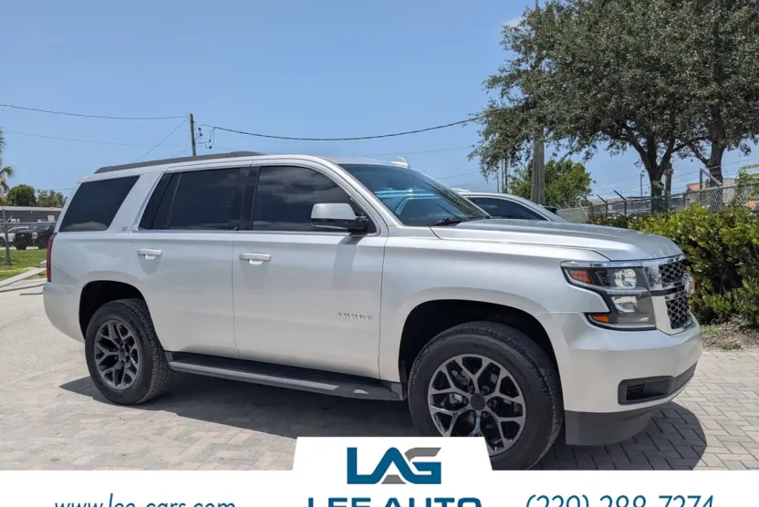 2017 Chevrolet Tahoe LT photo 1