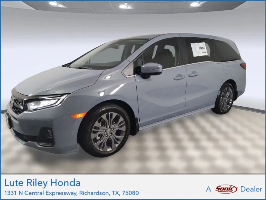 2026 Honda Odyssey Touring photo 1
